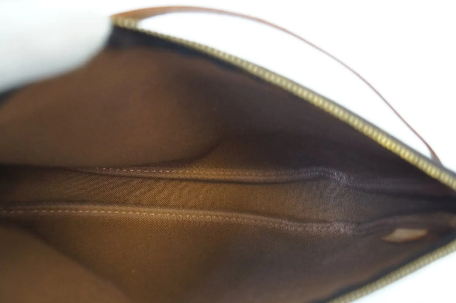 LOUIS VUITTON Monogram Canvas Pochette Accessoires Handbag