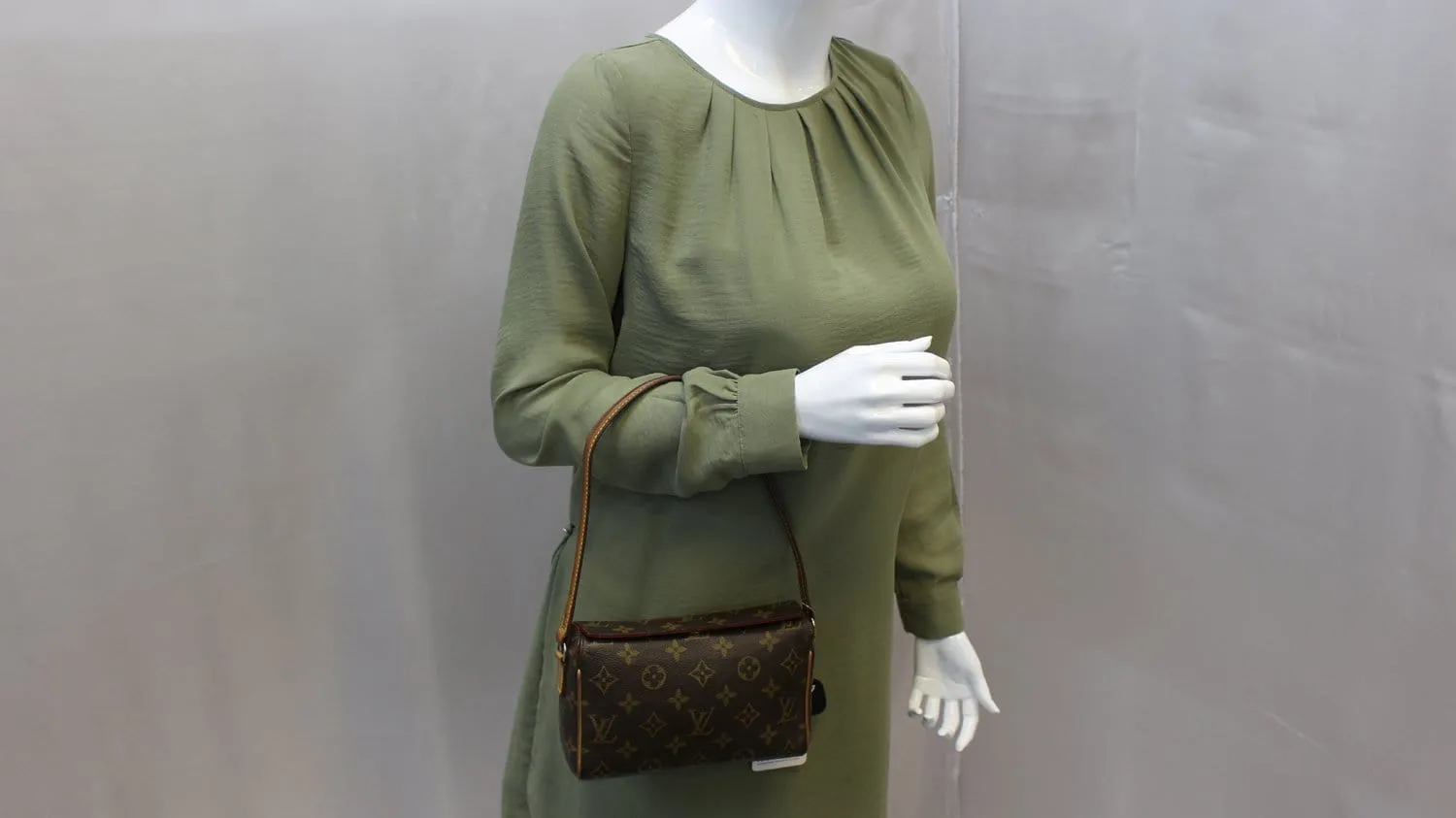 LOUIS VUITTON Monogram Canvas Recital Handbag