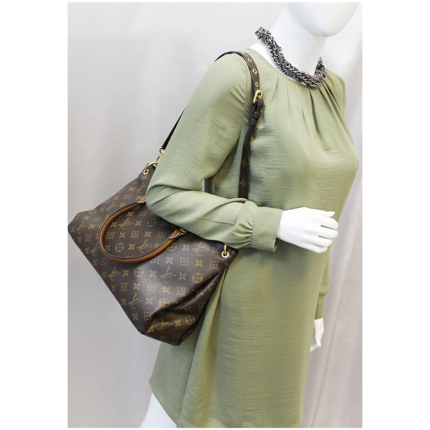 LOUIS VUITTON Pallas Monogram Canvas 2Way Shoulder Bag Brown
