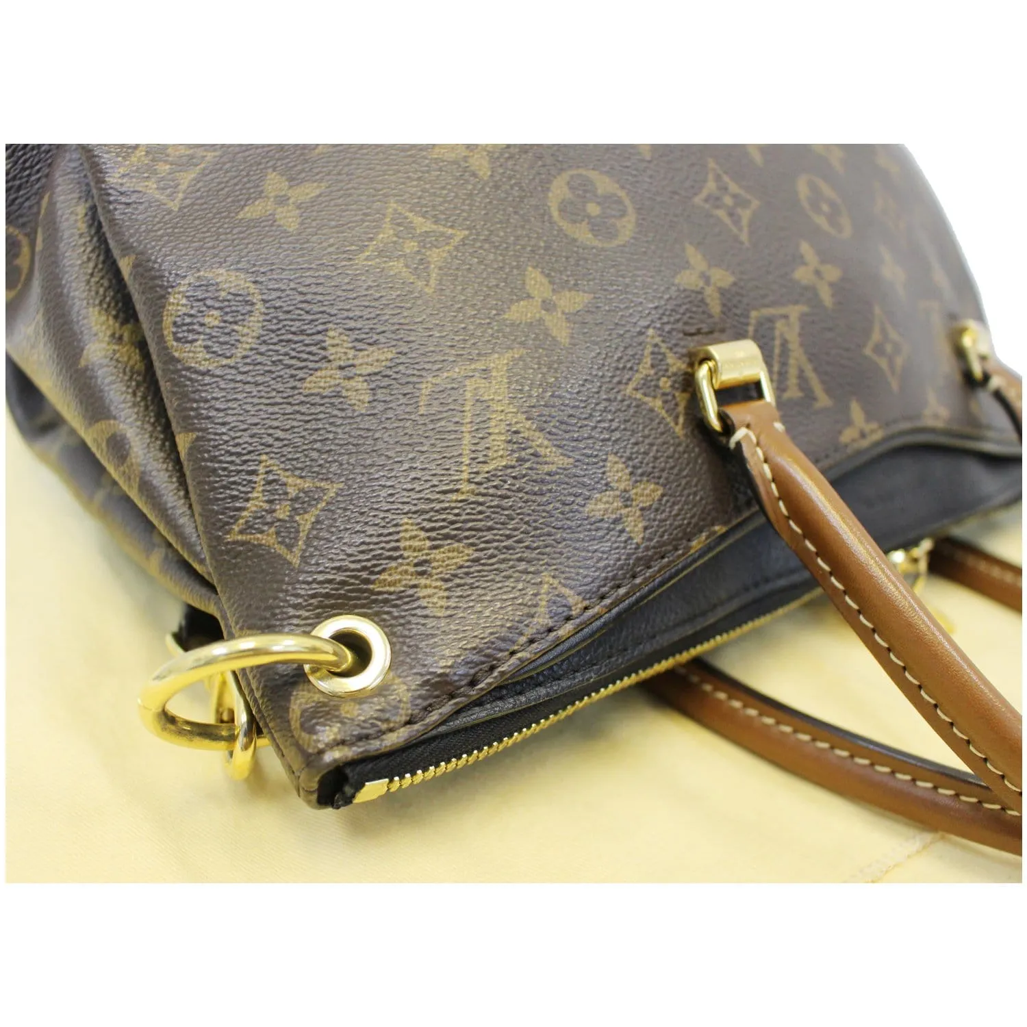 LOUIS VUITTON Pallas Monogram Canvas 2Way Shoulder Bag Brown