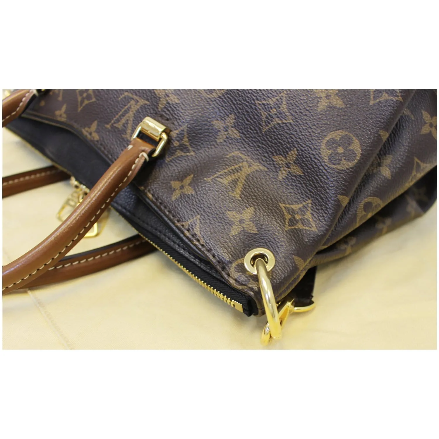 LOUIS VUITTON Pallas Monogram Canvas 2Way Shoulder Bag Brown