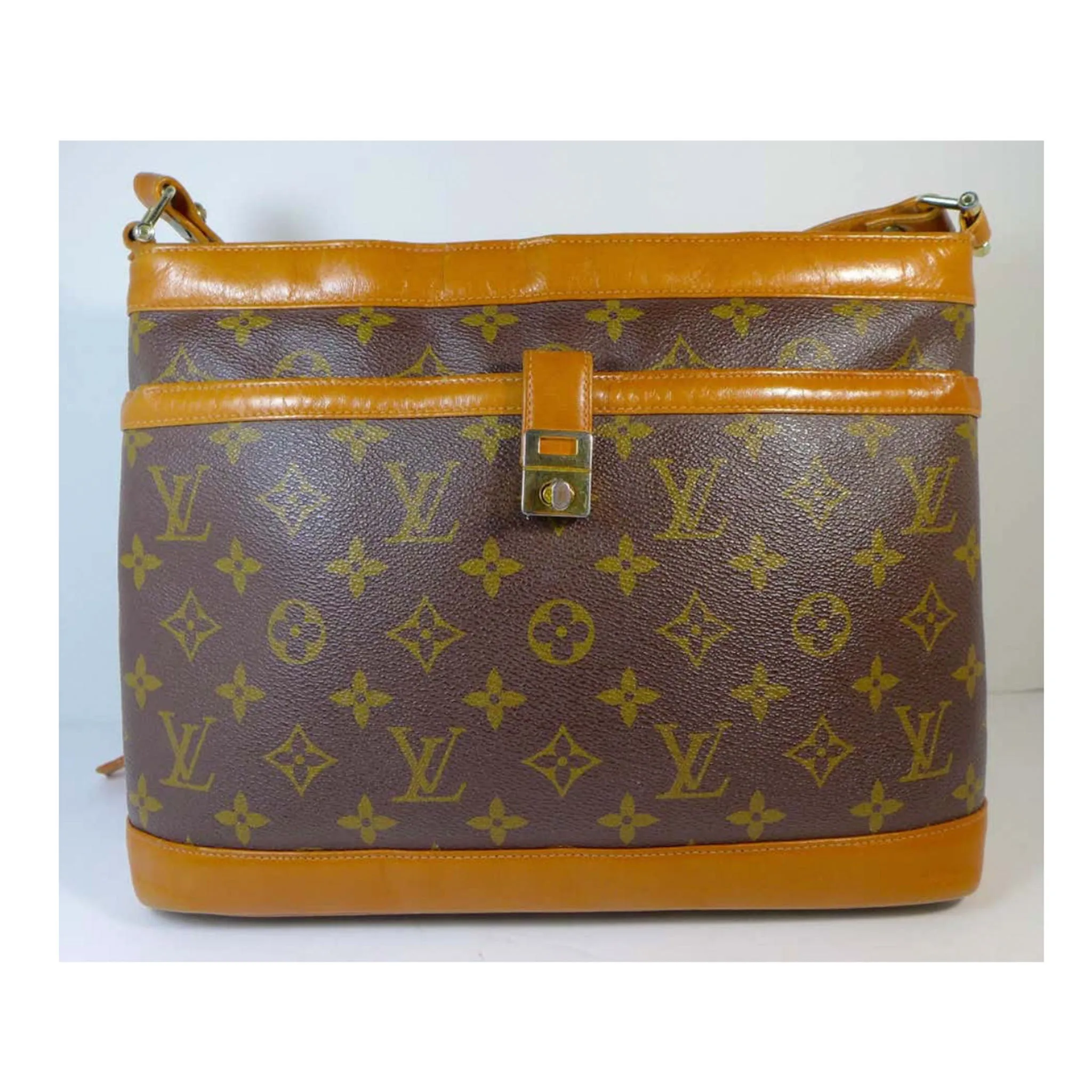 LOUIS VUITTON Shoulder Crossbody Bag