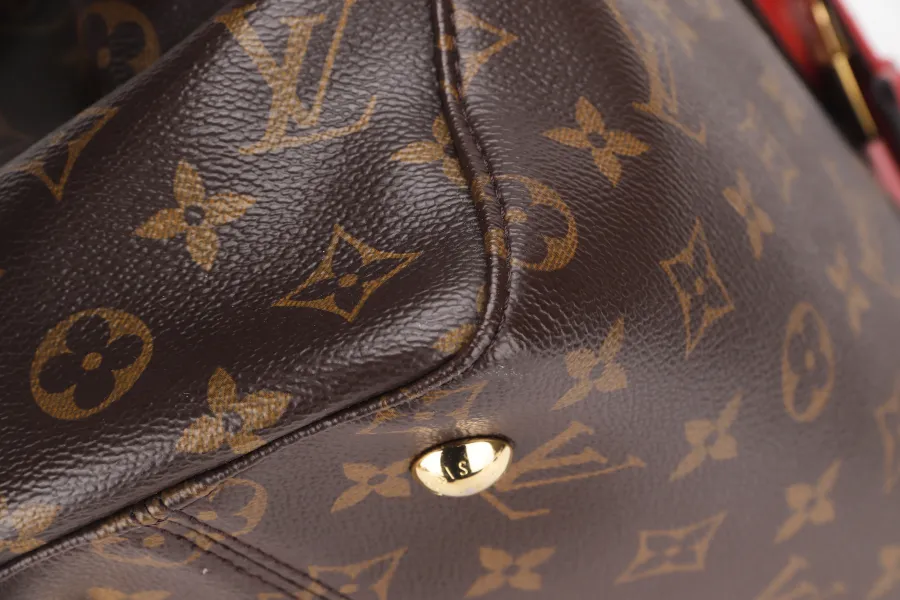 LOUIS VUITTON VENUS HANDBAG (M41738)RED LEATHER & MONOGRAM CANVAS GOLD HARDWARE, WITH STRAP, KEYS, LOCK & DUST COVER