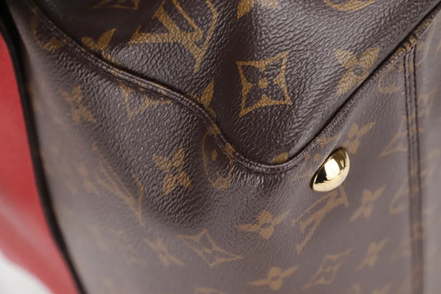 LOUIS VUITTON VENUS HANDBAG (M41738)RED LEATHER & MONOGRAM CANVAS GOLD HARDWARE, WITH STRAP, KEYS, LOCK & DUST COVER