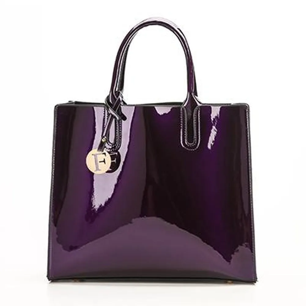 <bold>Tote  / Shoulder Bag  <br>Vegan-Leather
