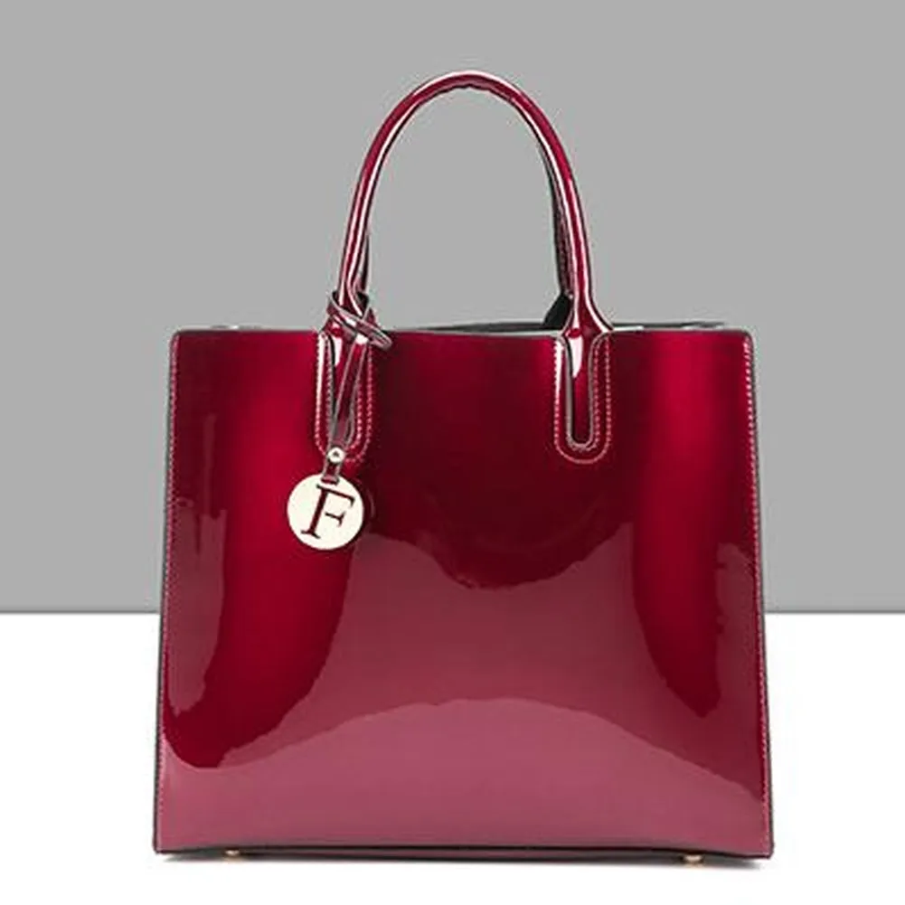 <bold>Tote  / Shoulder Bag  <br>Vegan-Leather