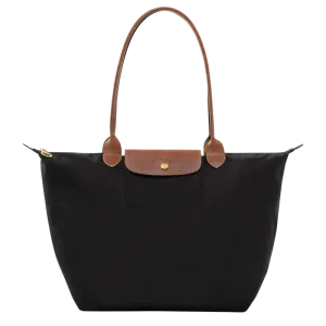 LuxeChic Handbag – Elegant and Practical Everyday Accessory