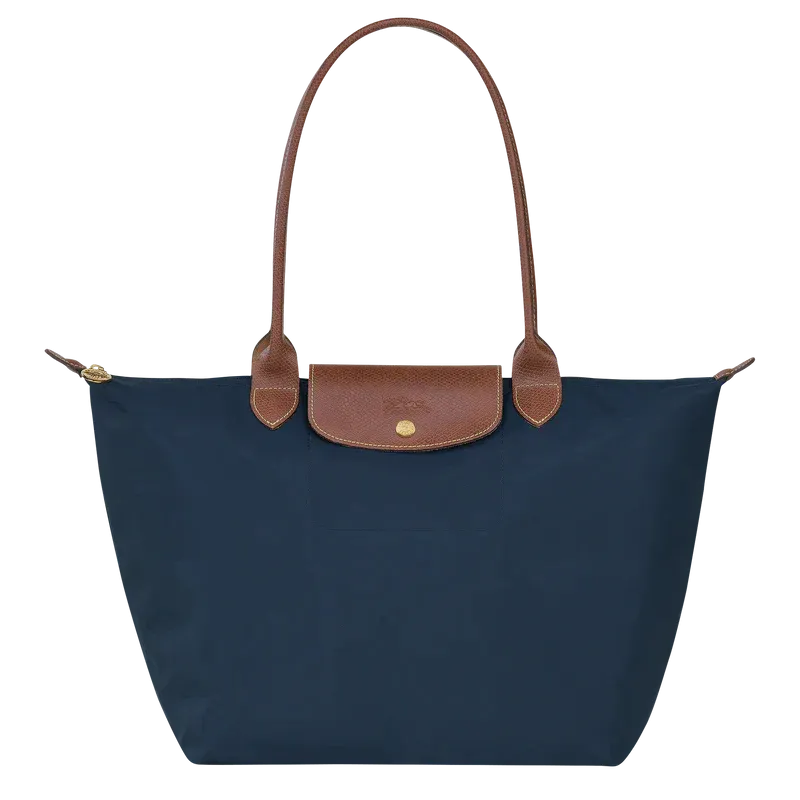 LuxeChic Handbag – Elegant and Practical Everyday Accessory