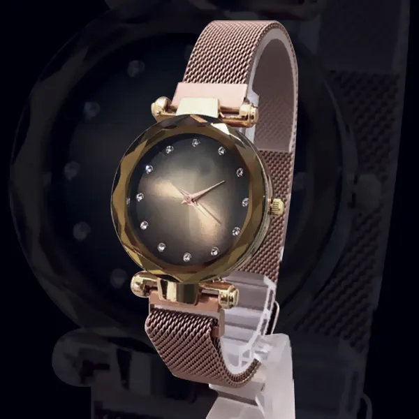 Magnet Chain Elegant Women Wrist Watch Golden and Yellow