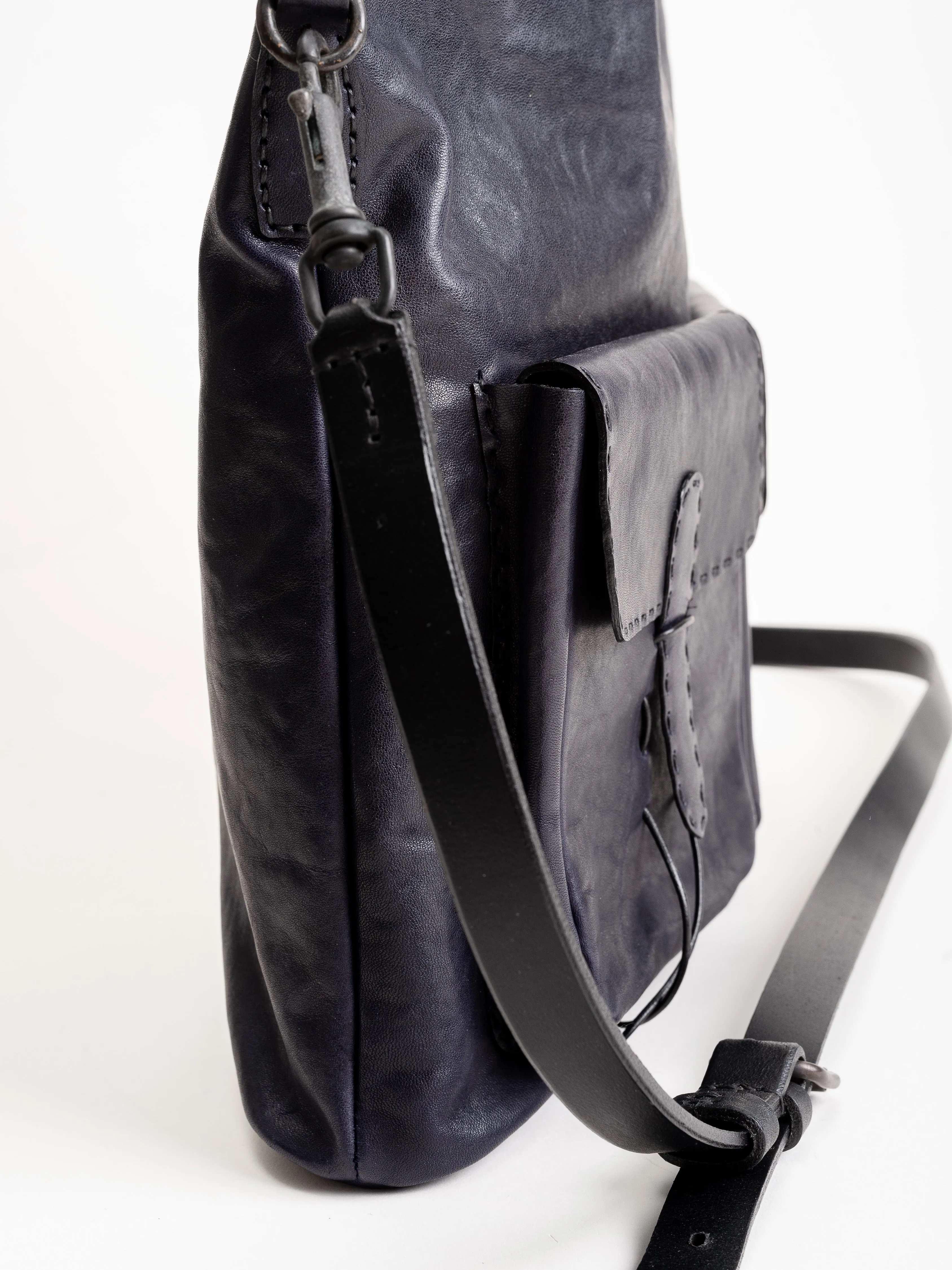 malta crossbody bag - navy