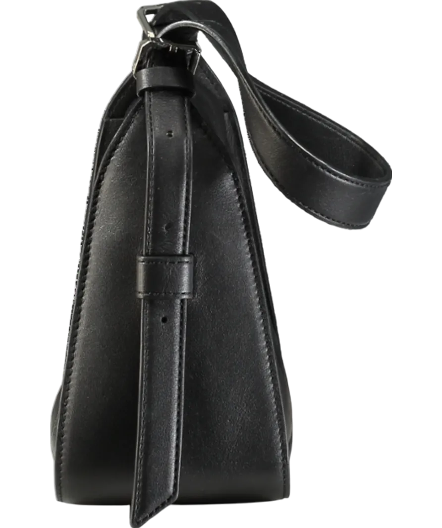 MCM Black Aren Leather Shoulder Bag Crossbody Bag One Size