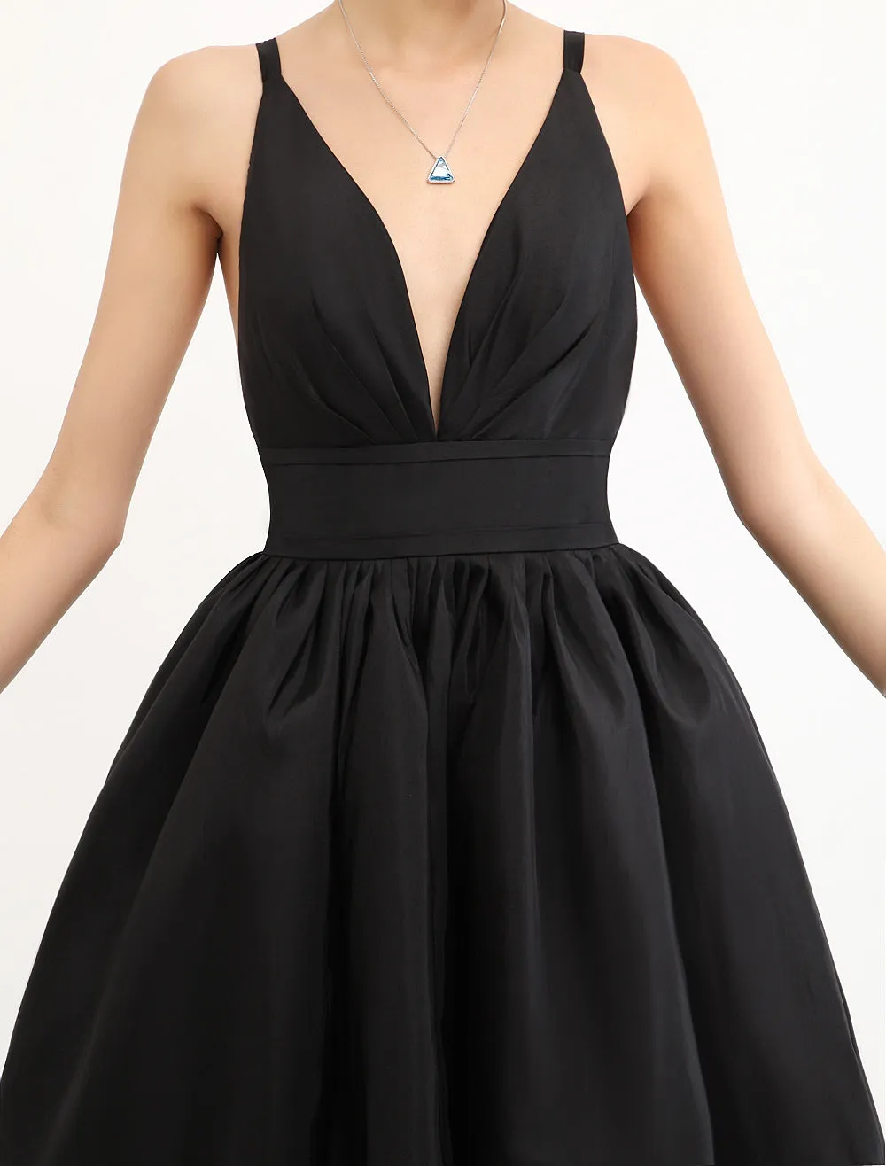 Modern Celebrity Dresses Black Oscar Evening Dress Straps Backless Deep V Taffeta Dress