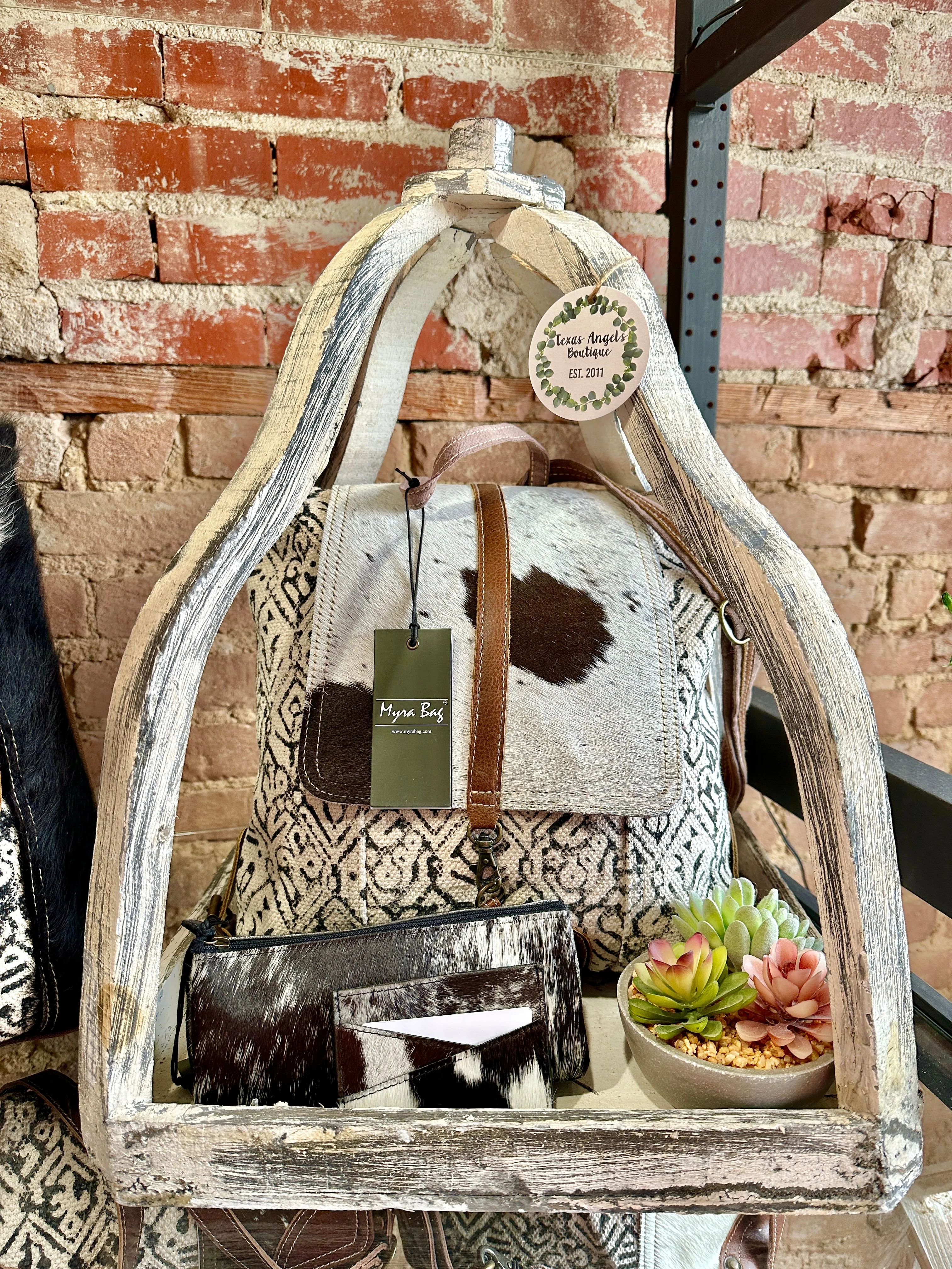 MYRA Cowhide Vintage Collection