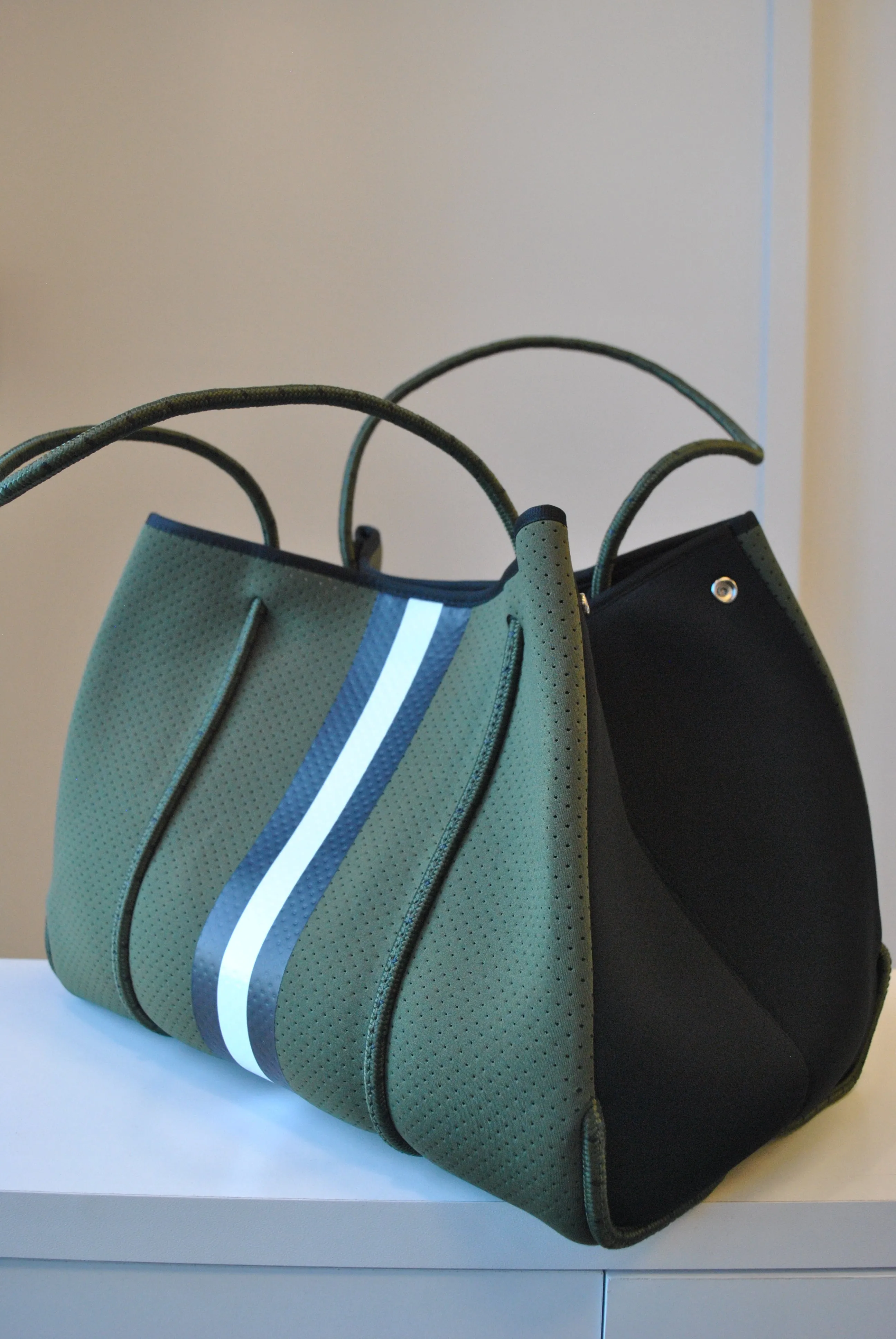 OLIVE GREEN OVERSIZED TOTE