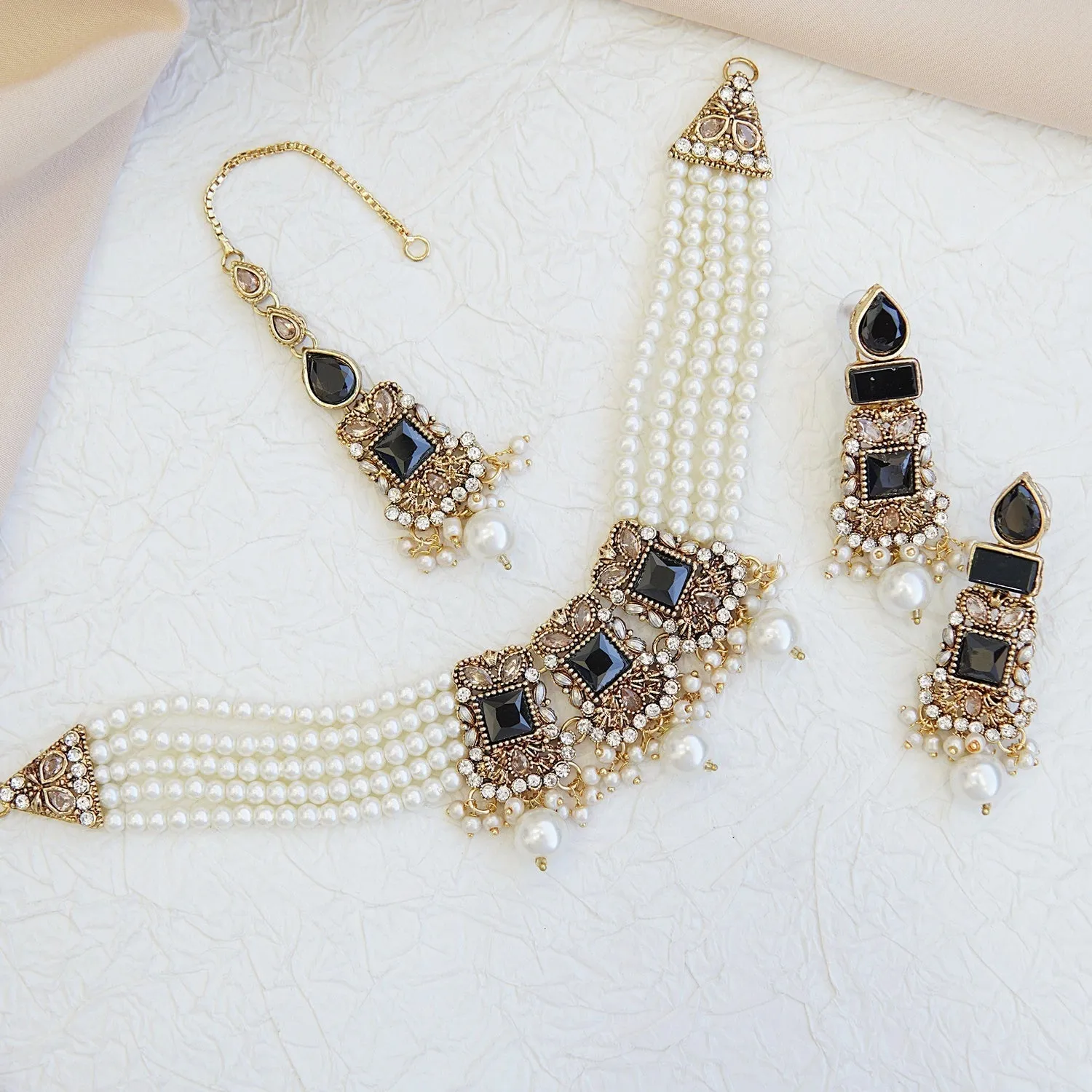 Pearls Handmade Rani Choker