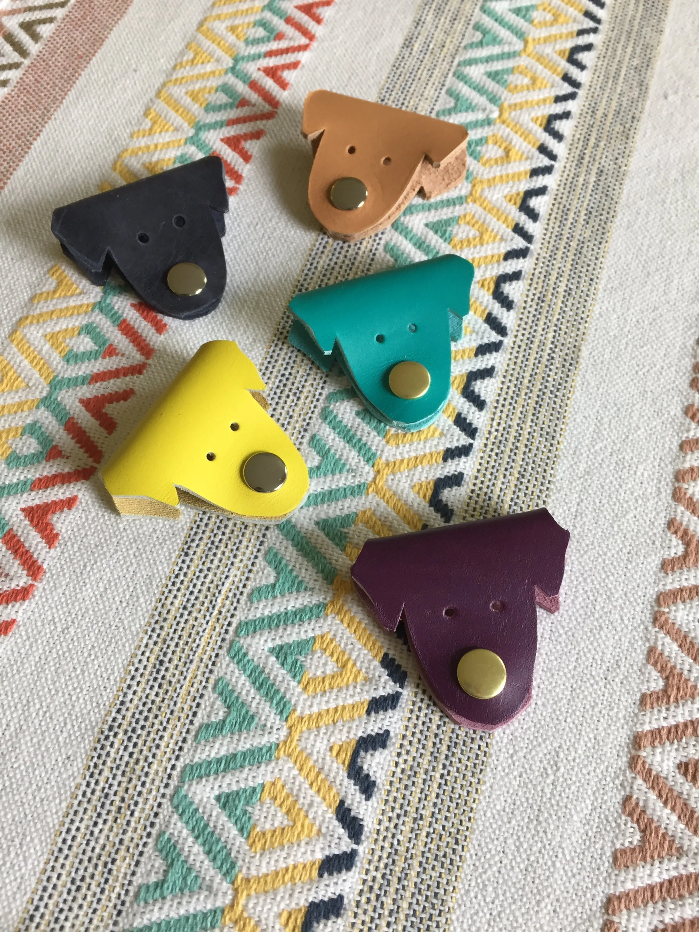 Puppy Leather Cord Organizer - Leather Cord Keeper