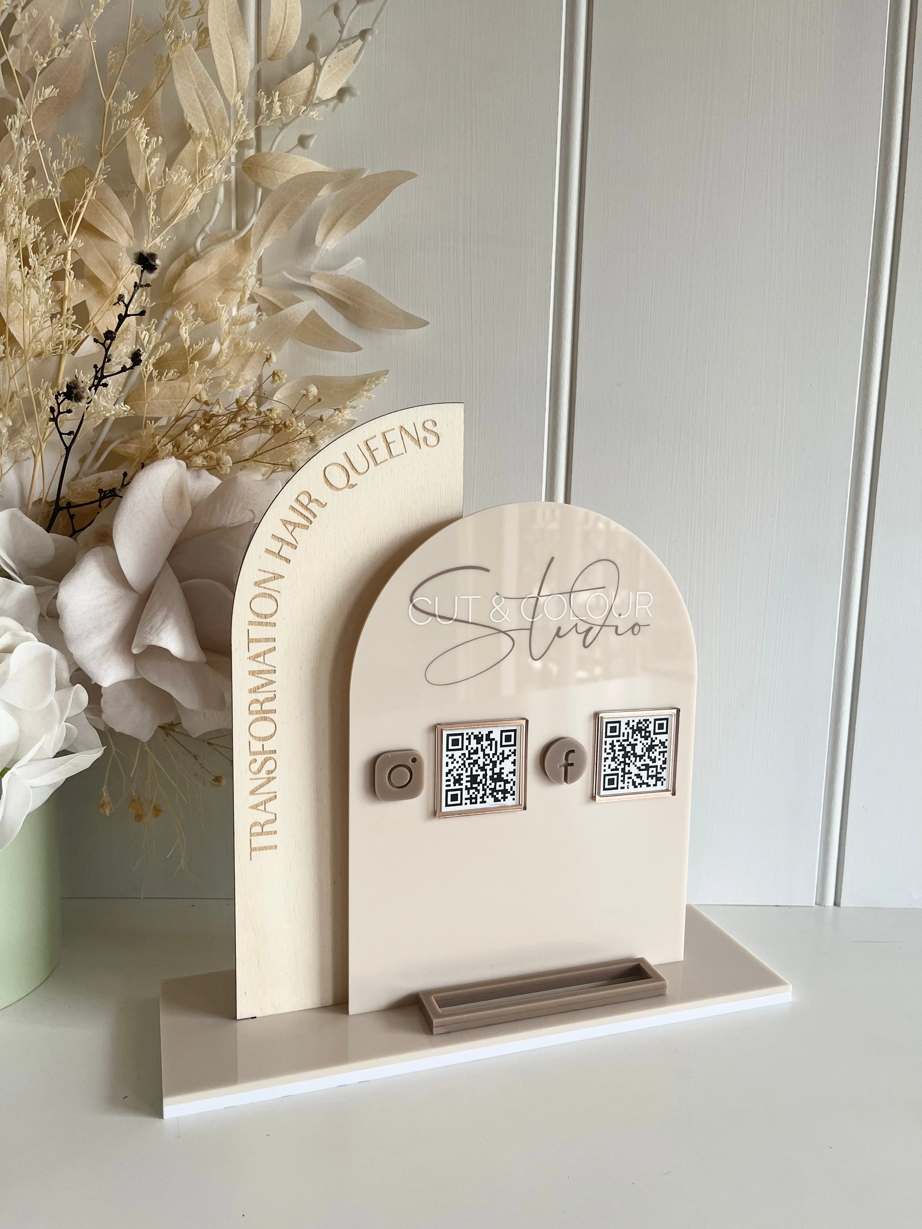 Semi   Arched Social Sign   Card Holder