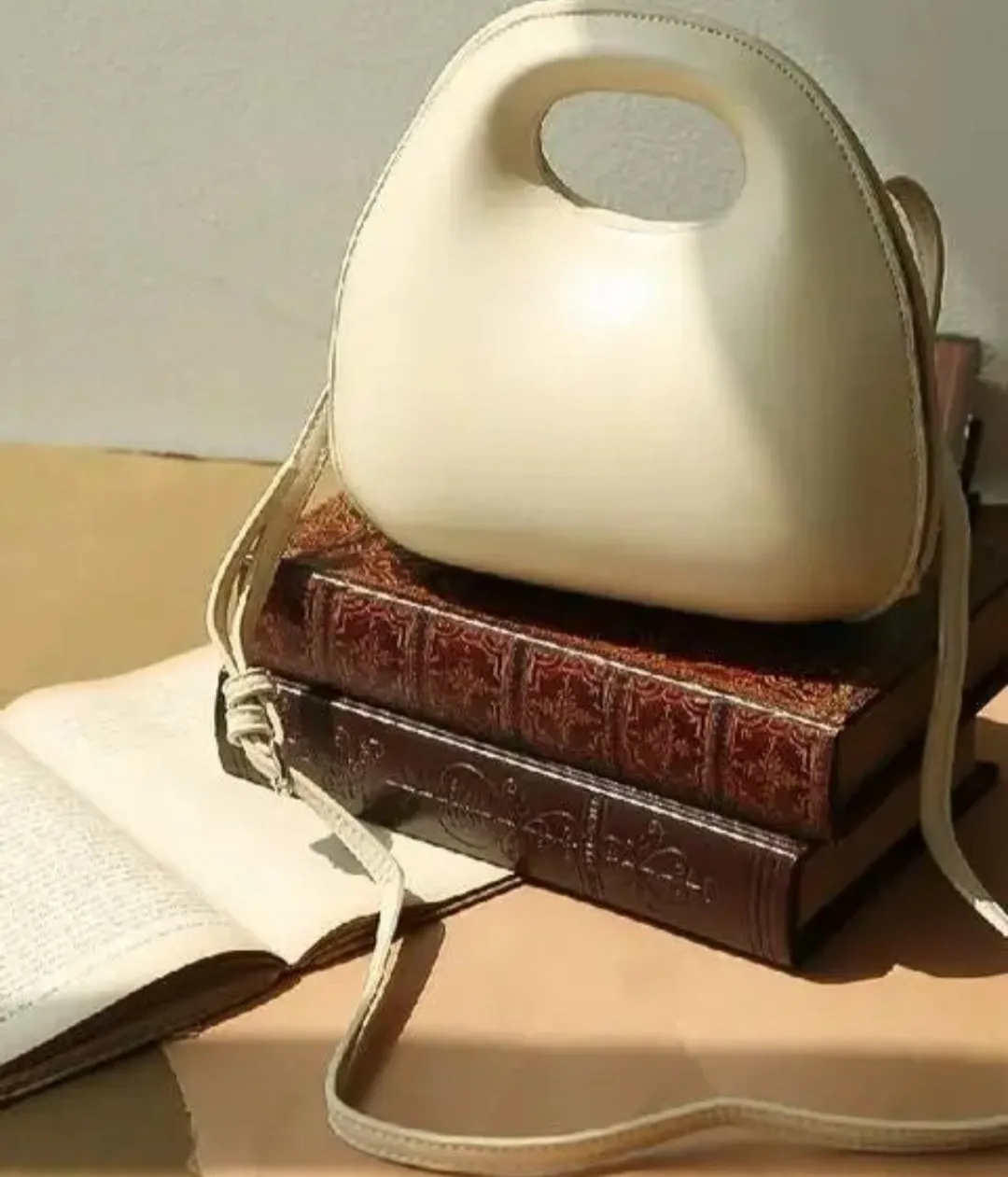 The Bubble Handbag