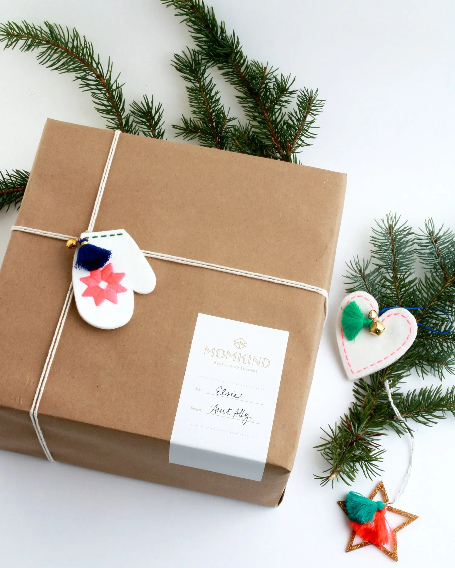 The Tiny Traveler Box