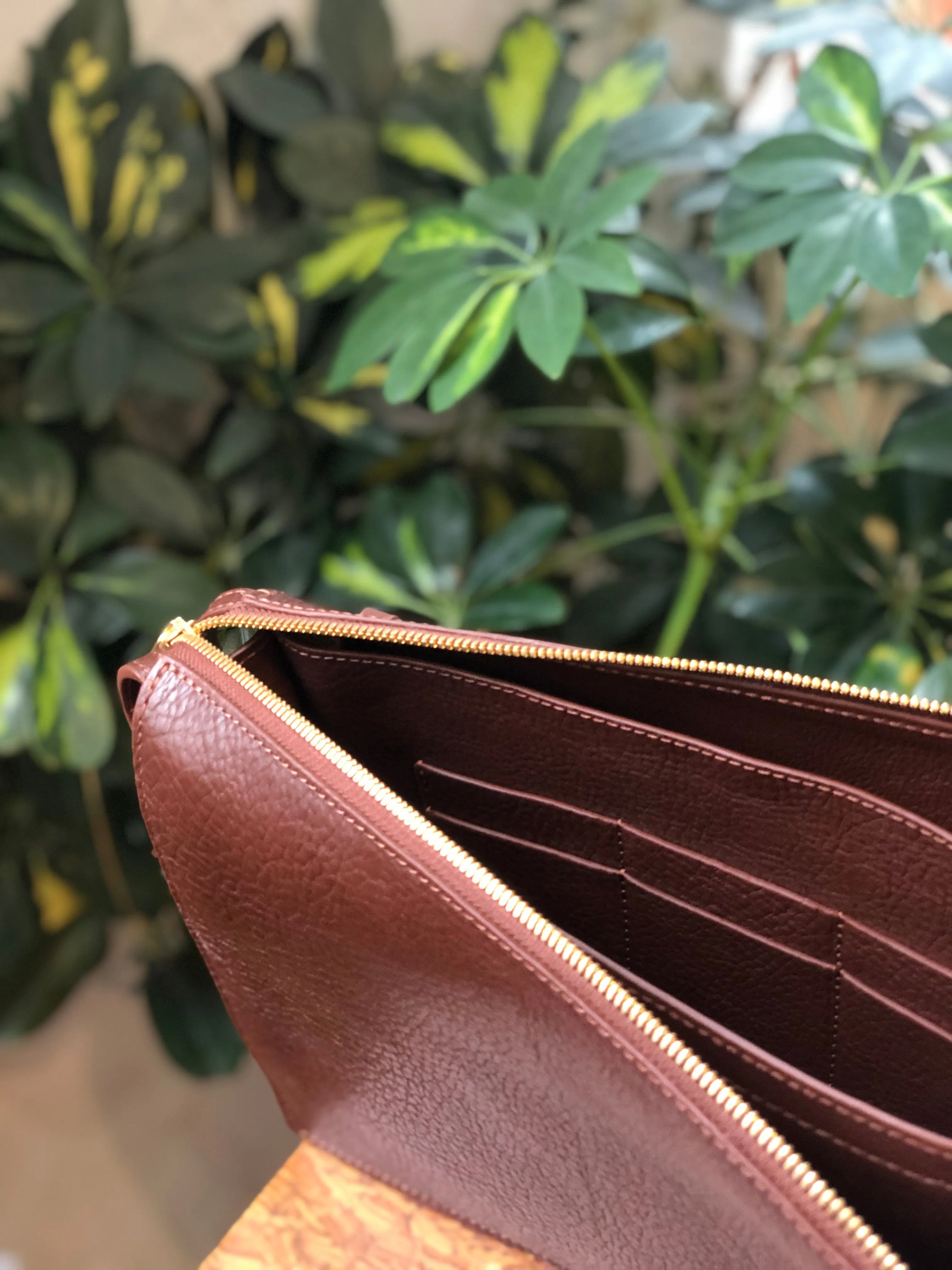 Tripp II Handbag Chestnut