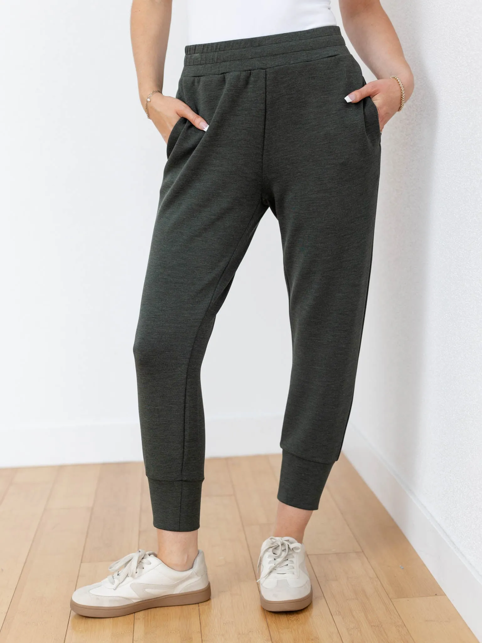 Varley The Slim Cuff Pant 25