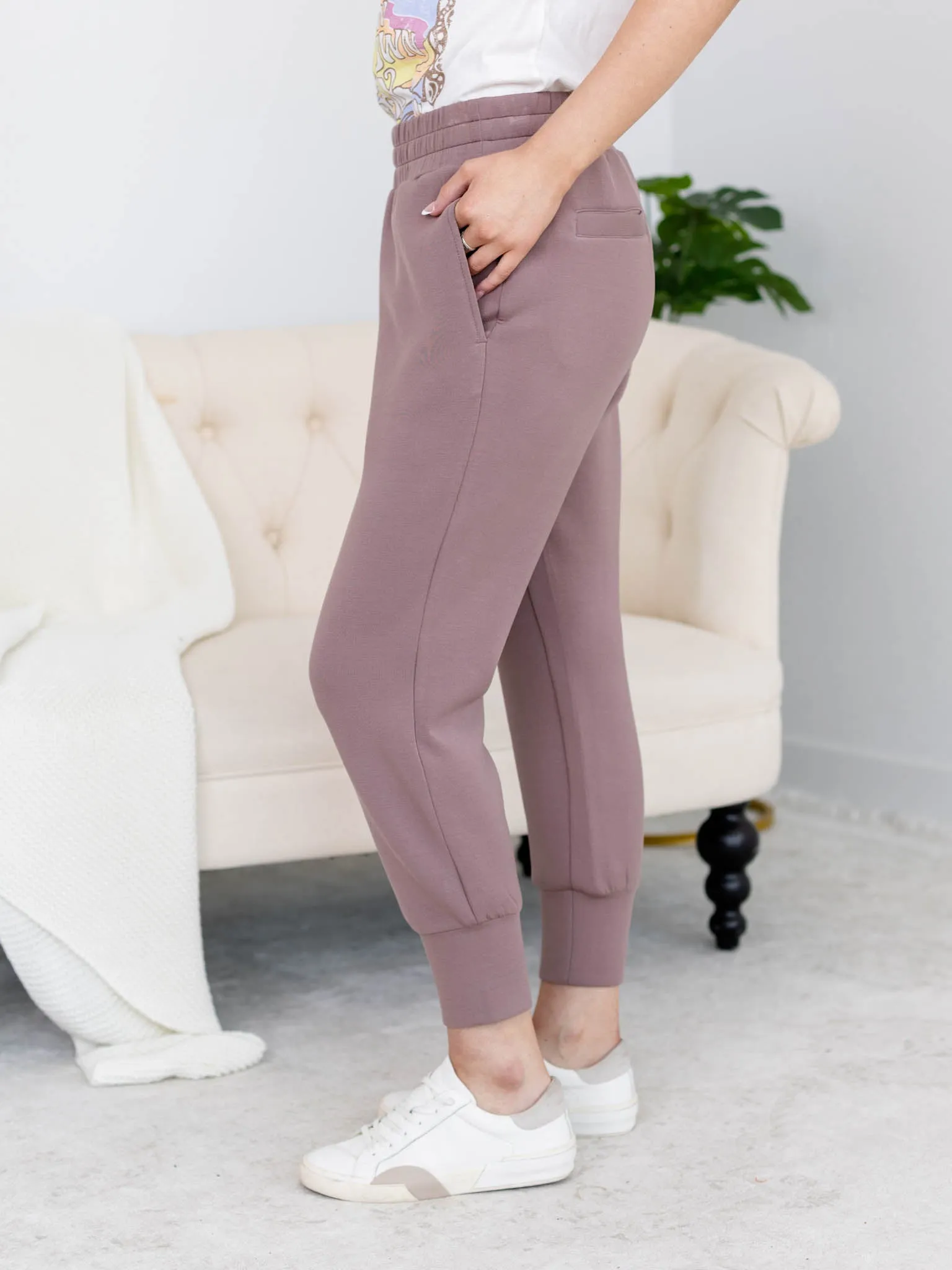 Varley The Slim Cuff Pant 25
