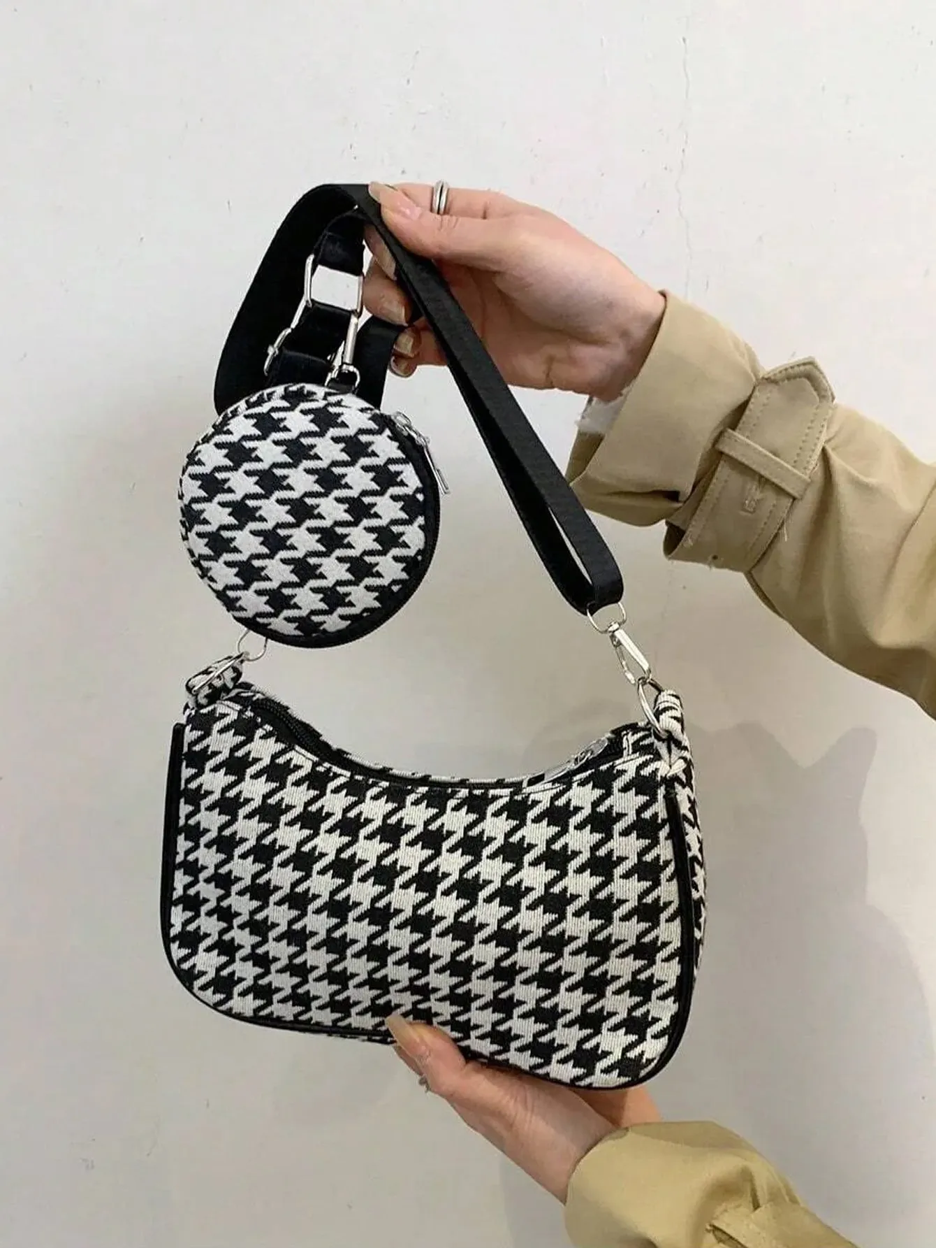 Versatile Personality Crossbody & Shoulder Bag With Black Wallet