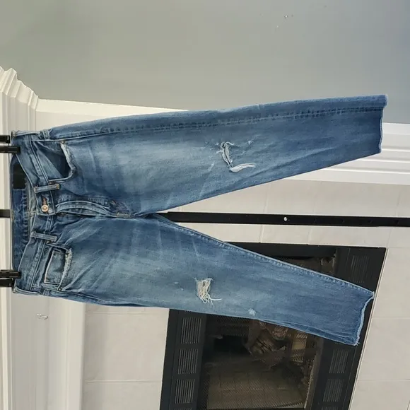 VINCE CROPPED JEANS