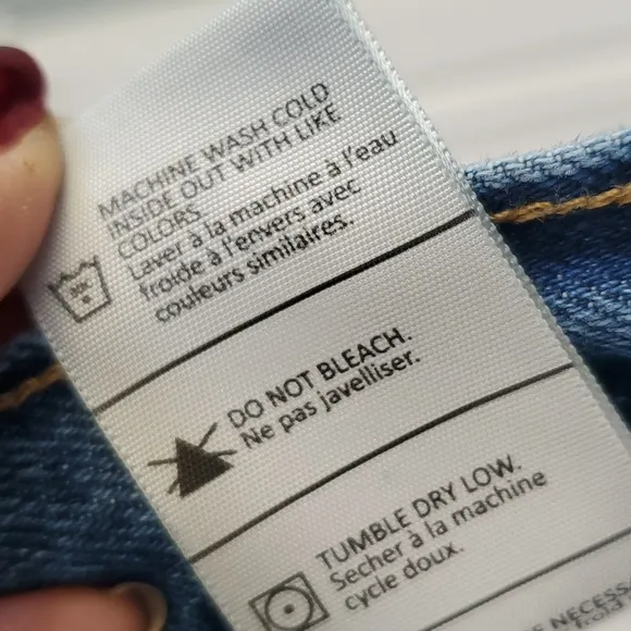 VINCE CROPPED JEANS