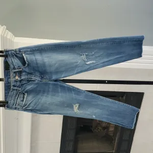 VINCE CROPPED JEANS