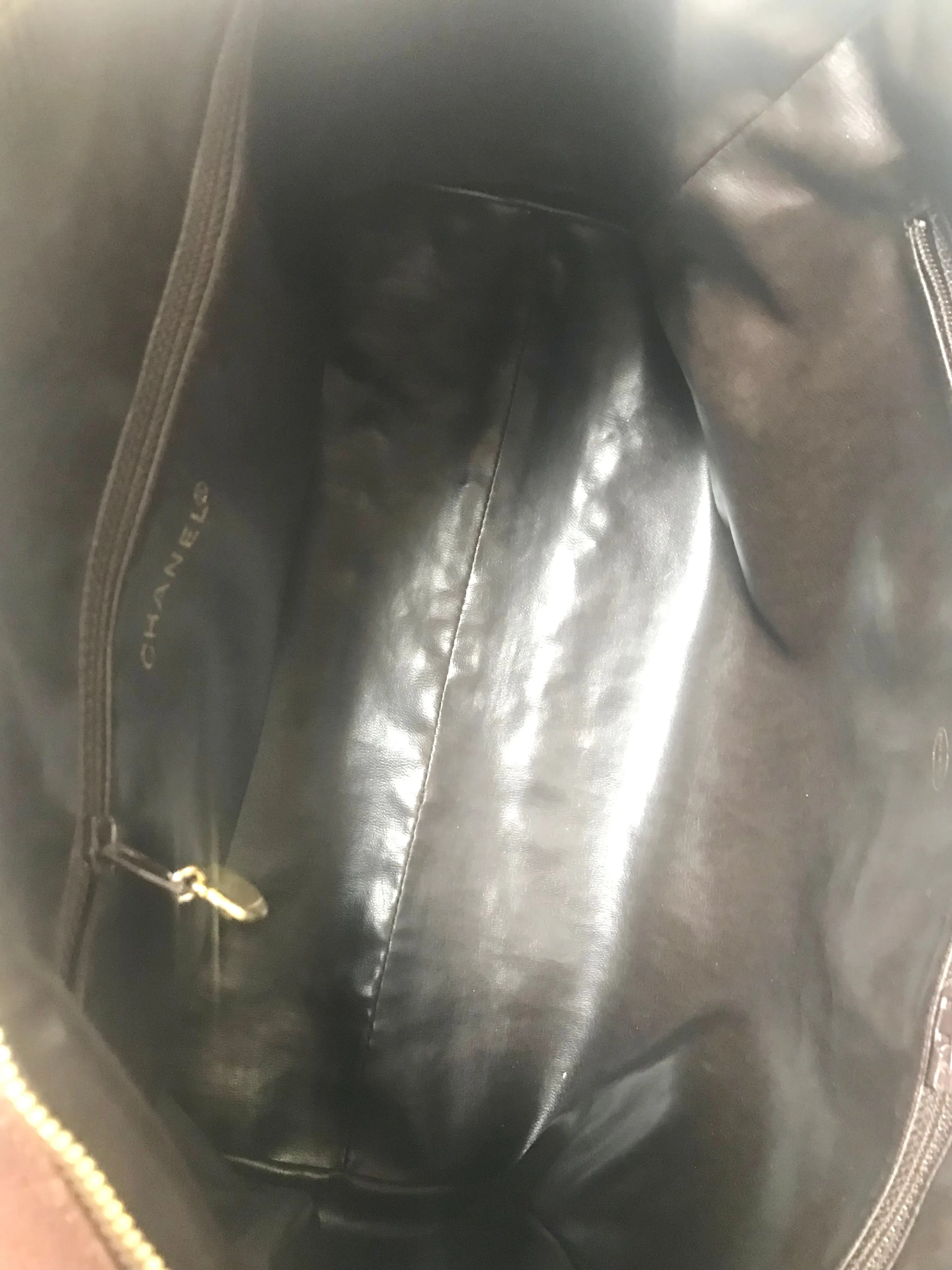 Vintage CHANEL brown caviarskin v stitch, chevron style bag, Speedy bag with golden CC charm. Classic purse for daily use.  060516re1