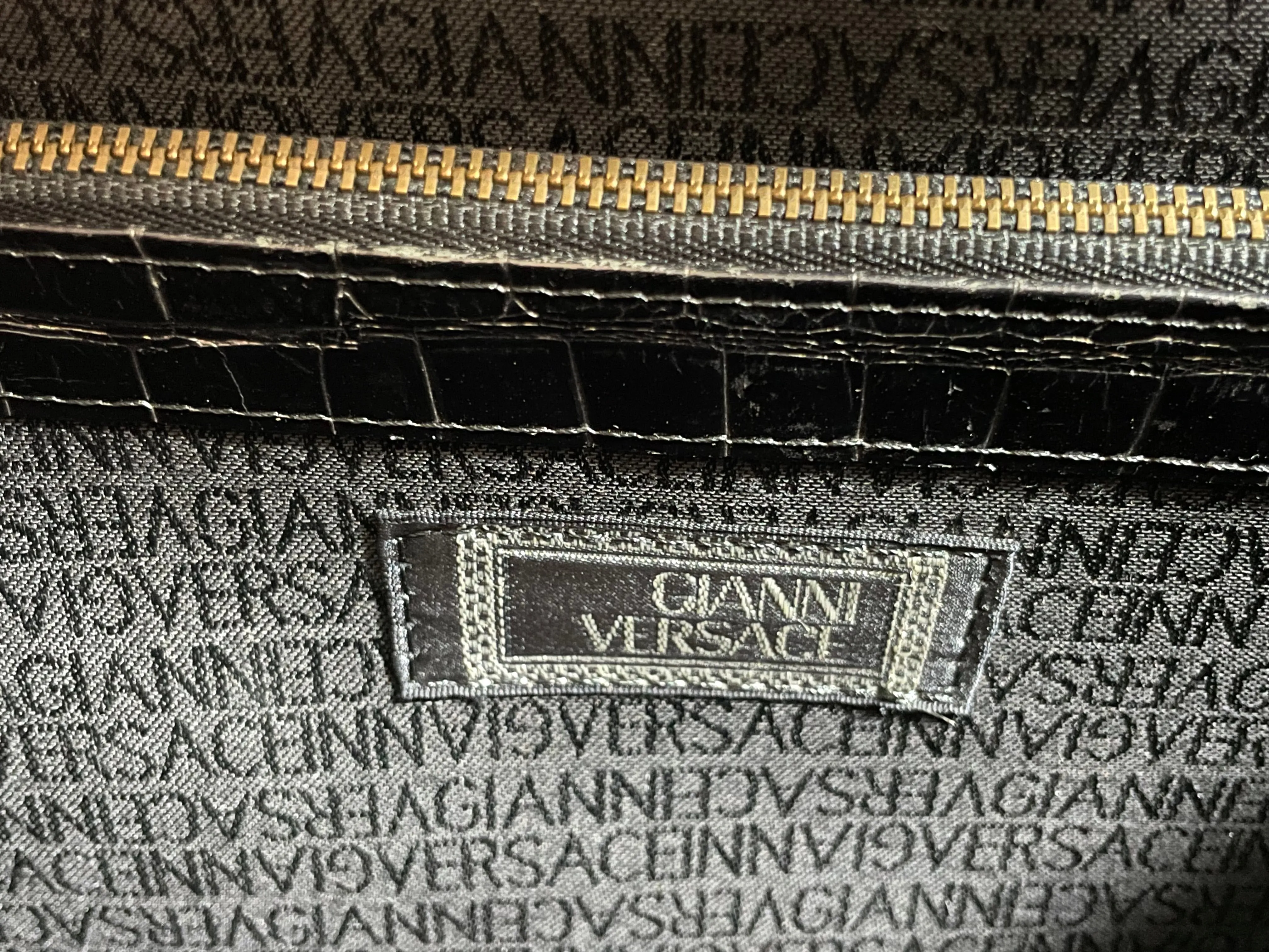 Vintage Gianni Versace black croc embossed leather handbag with Medallion Sunburst charms. Gorgeous masterpiece. 061104y1