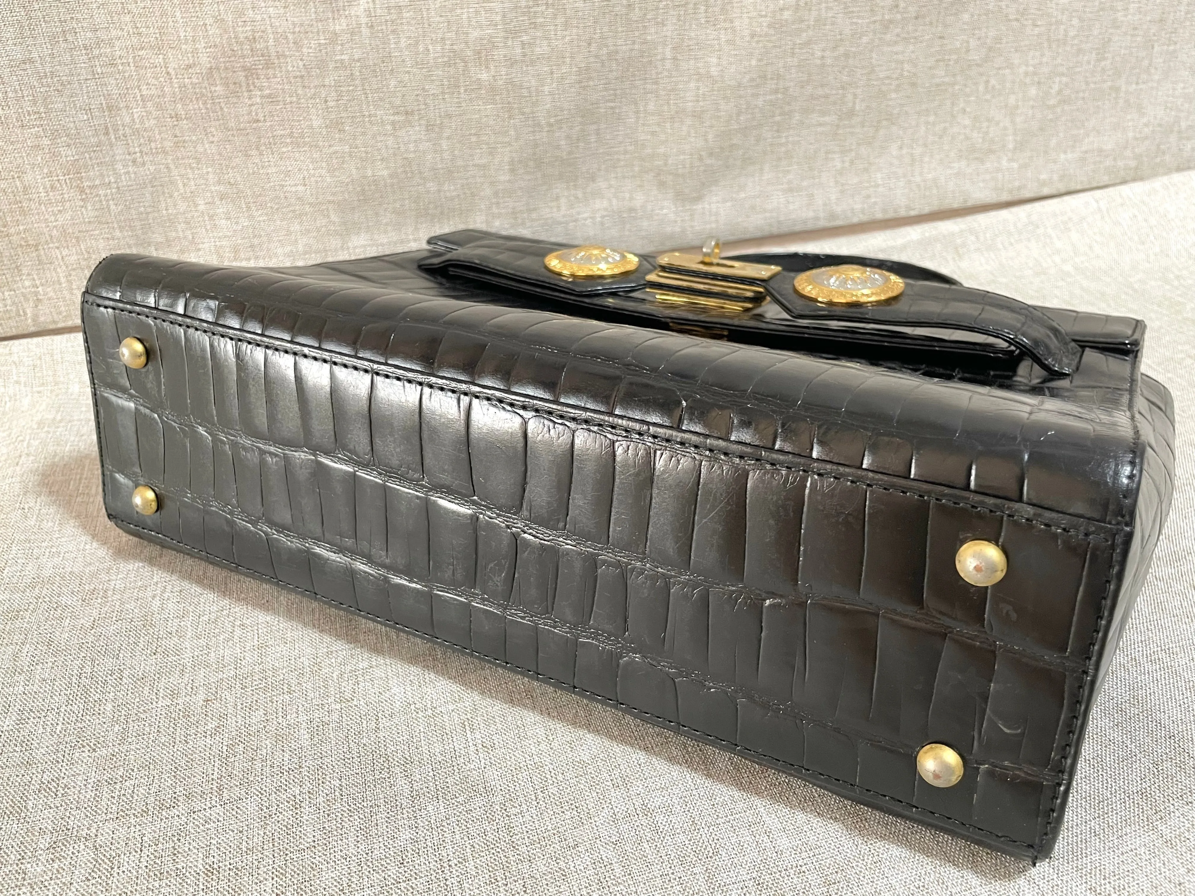 Vintage Gianni Versace black croc embossed leather handbag with Medallion Sunburst charms. Gorgeous masterpiece. 061104y1