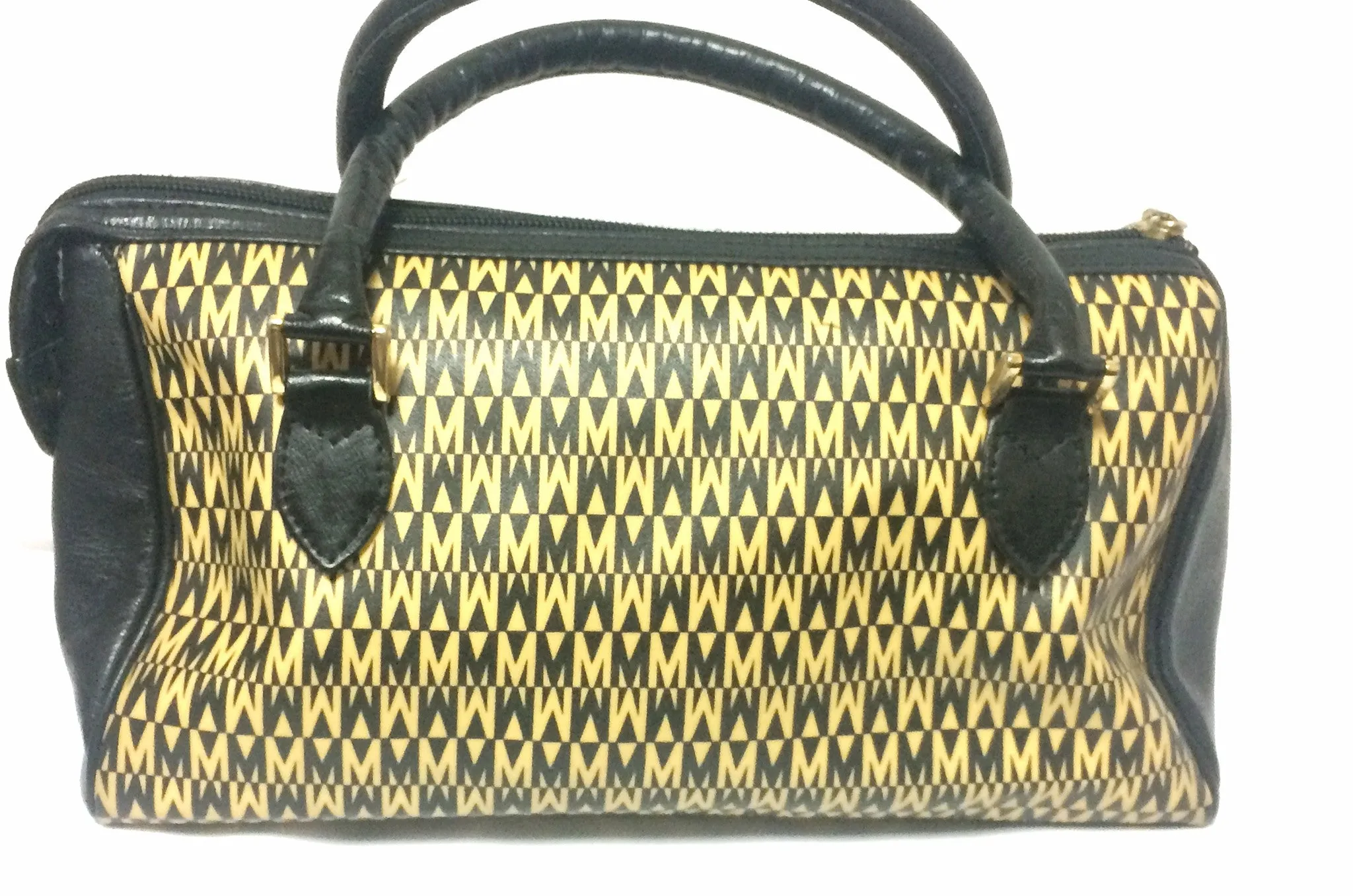 Vintage MOSCHINO black and ivory beige logo M print handbag, mini duffle bag with leather trimmings and golden M charms. 060521re1
