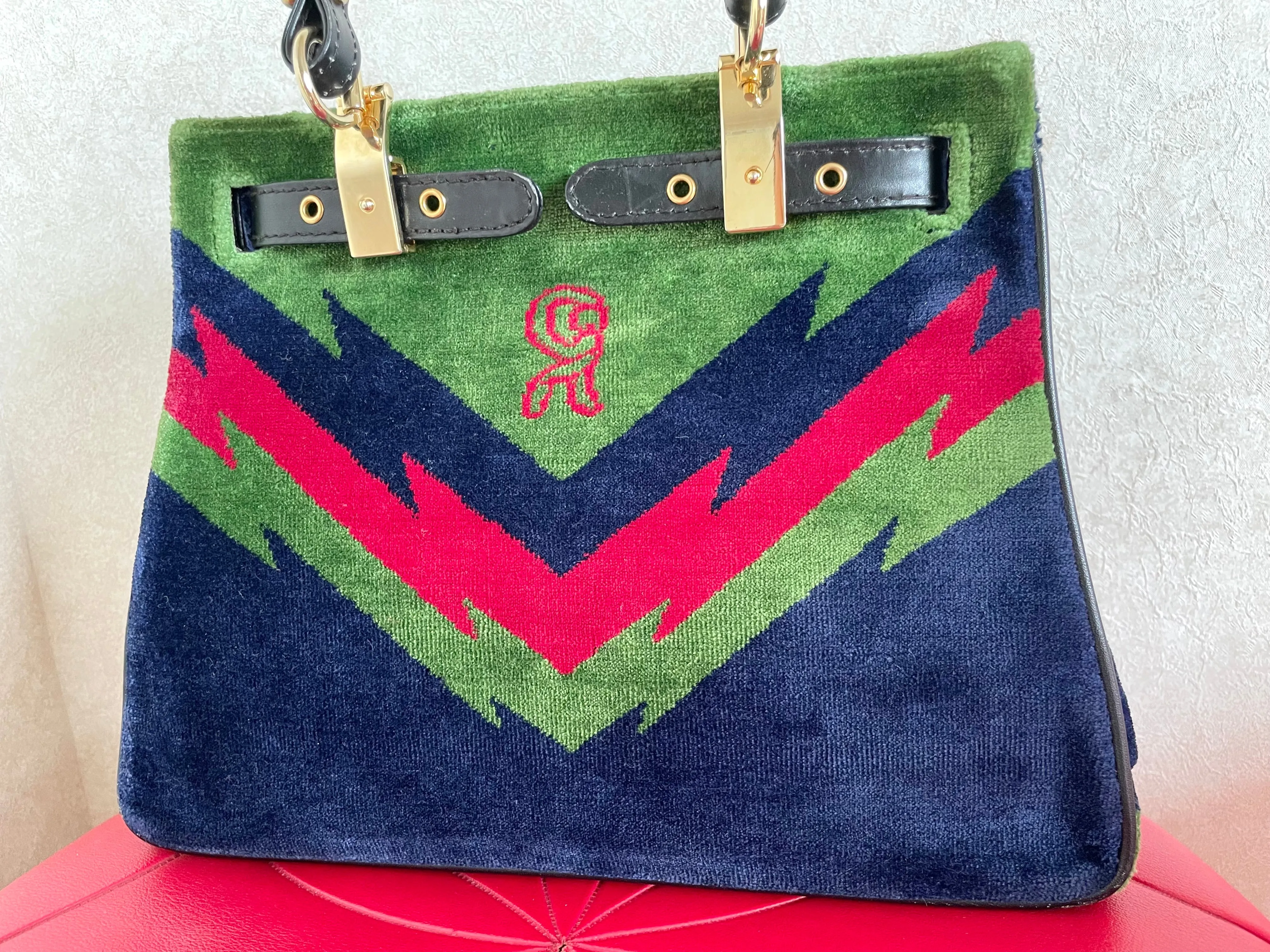 Vintage Roberta di Camerino navy, green, and red thunder chevron velvet weaving doctor bag with buckle strap leather handles. 0406221