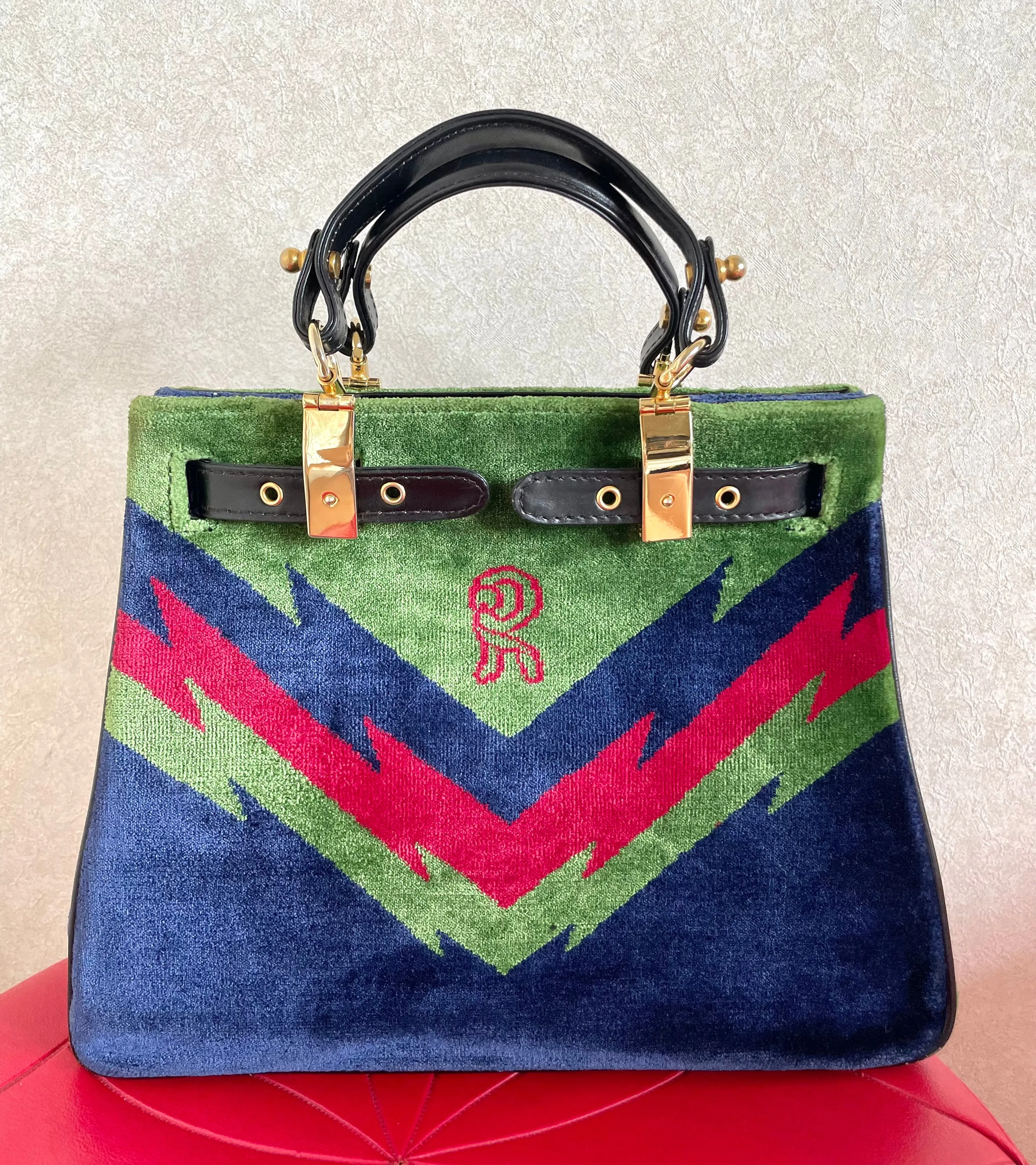 Vintage Roberta di Camerino navy, green, and red thunder chevron velvet weaving doctor bag with buckle strap leather handles. 0406221