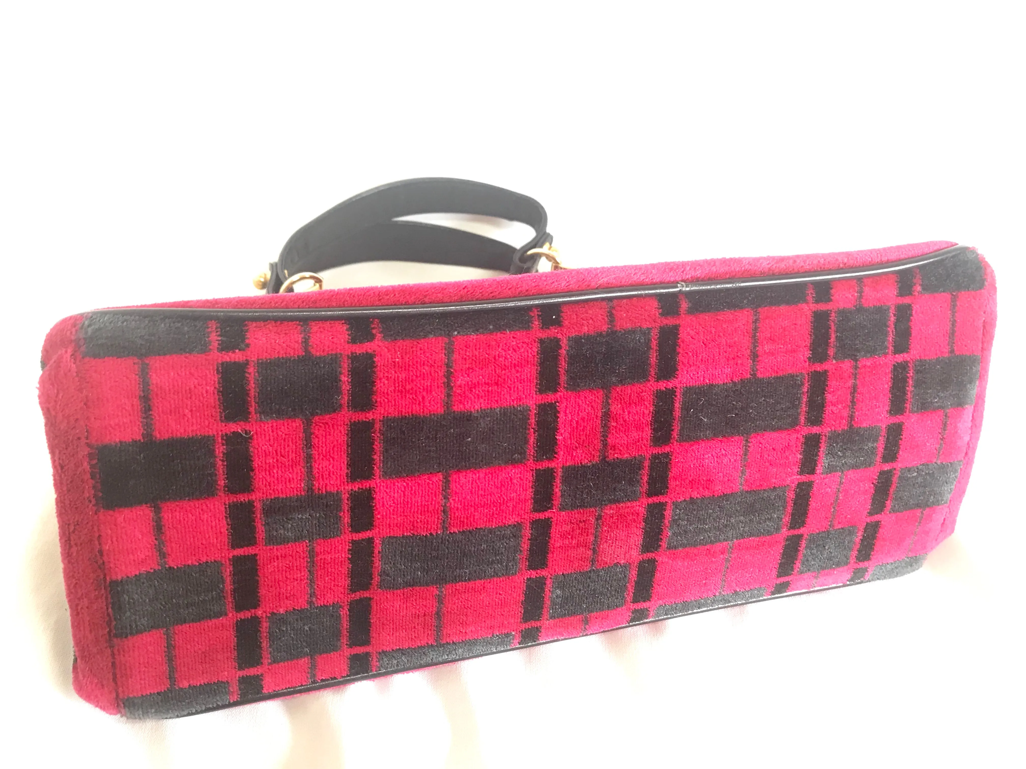 Vintage Roberta di Camerino wine red, grey, and black geometric pattern velvet handbag with golden logo charms.  060905r6