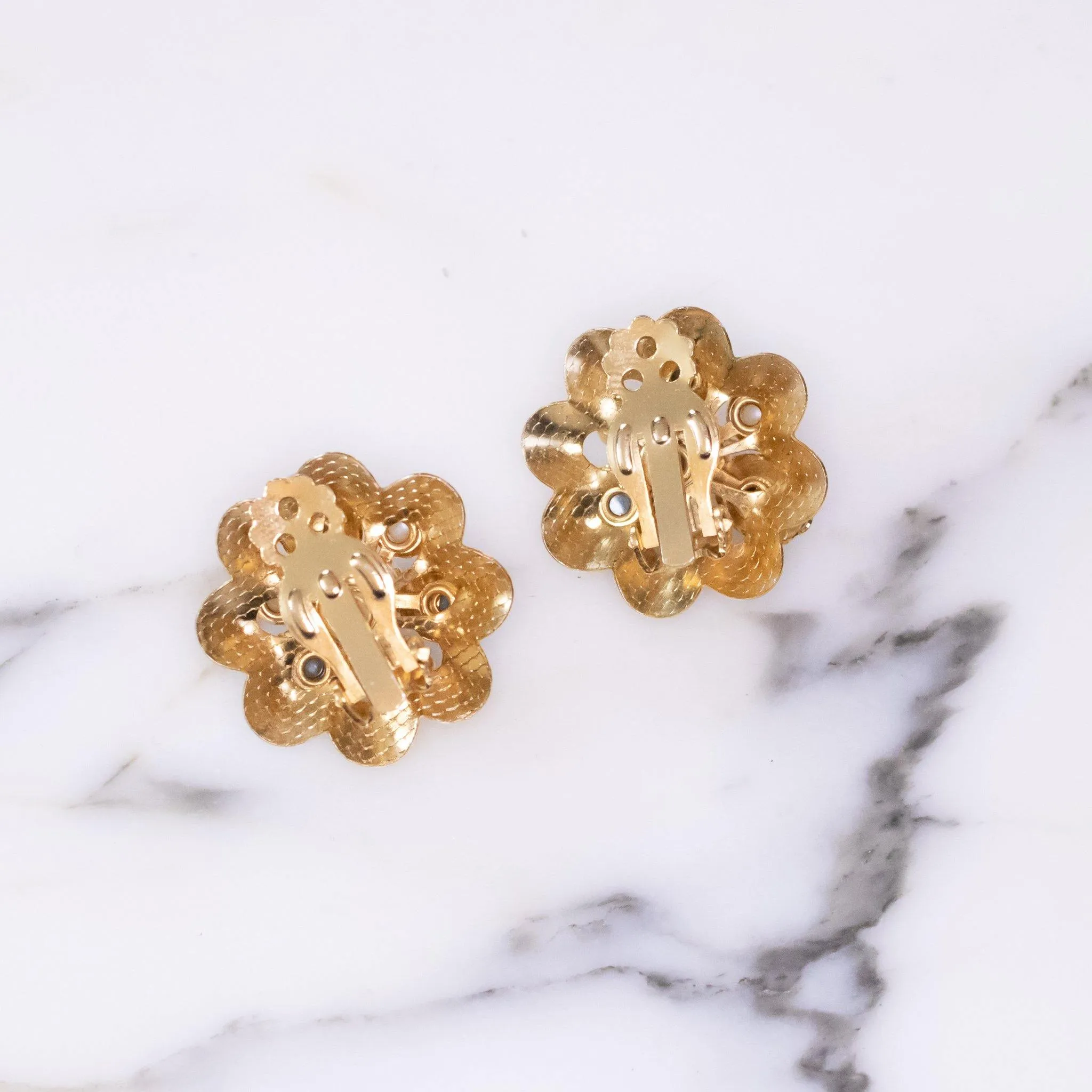 Vintage Speckled Blue and Pearl Gold Crimped Medallion Earrings