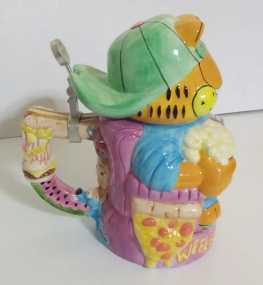 Weekend Warrior Garfield Stein by Danbury Mint