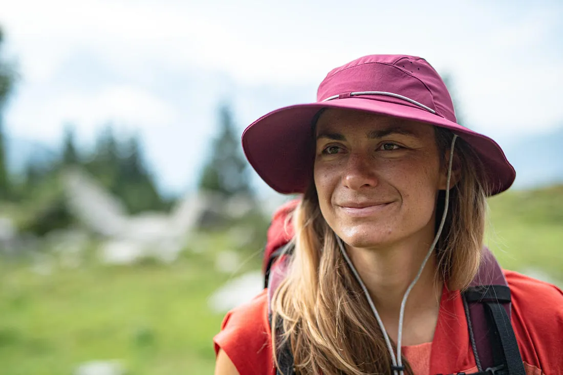 WOMEN’S ANTI-UV TREKKING CAP - MT500